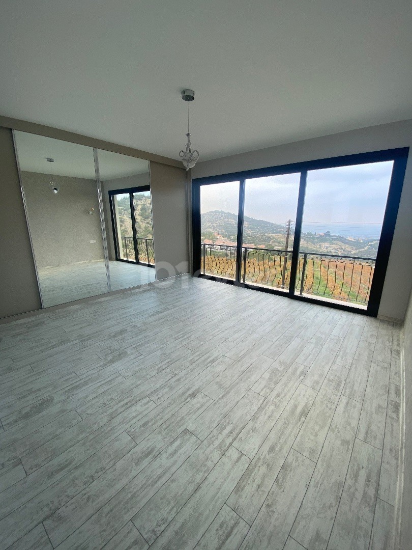 Girne Ilgaz'da Satılık 4+1 Villa