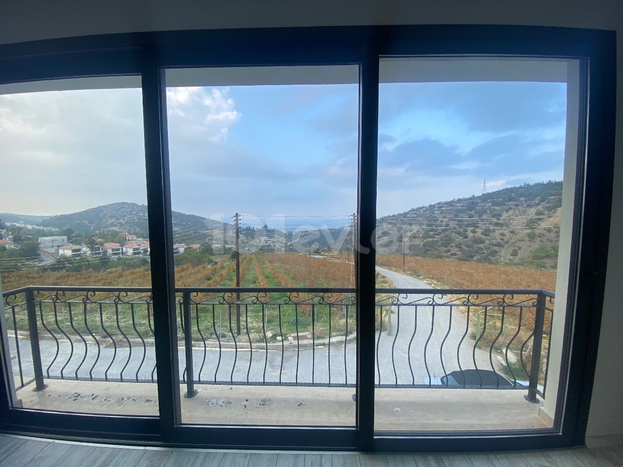 Girne Ilgaz'da Satılık 4+1 Villa