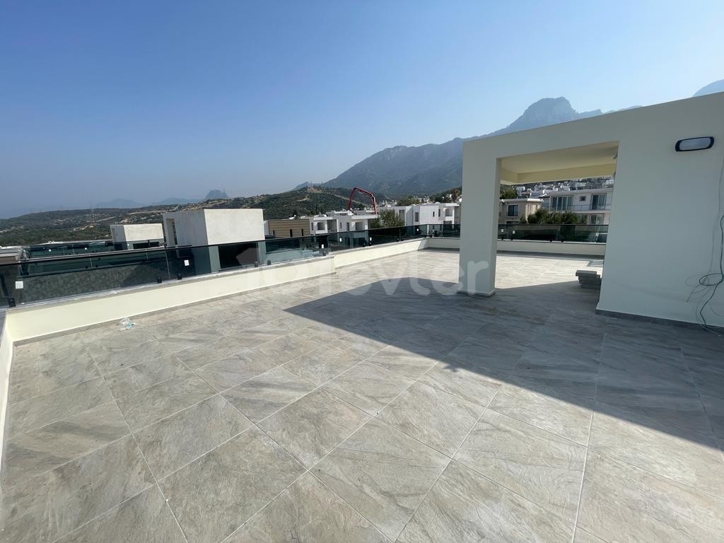 Zu verkaufen 4+1 Villa in Catalkoy, Kyrenia