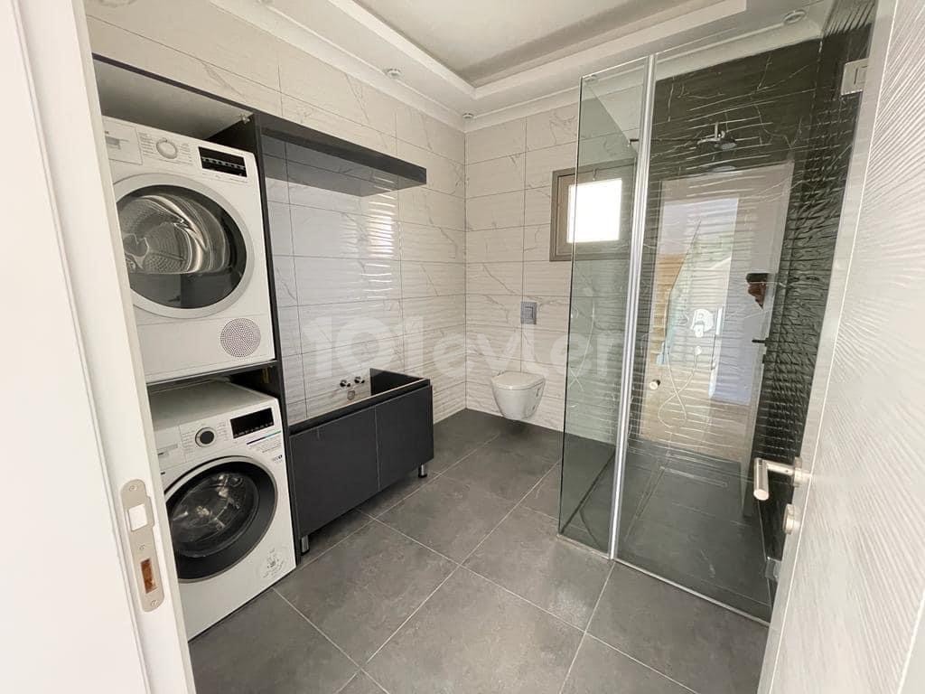 Girne Alsancak'ta Satılık 3+1 Villa