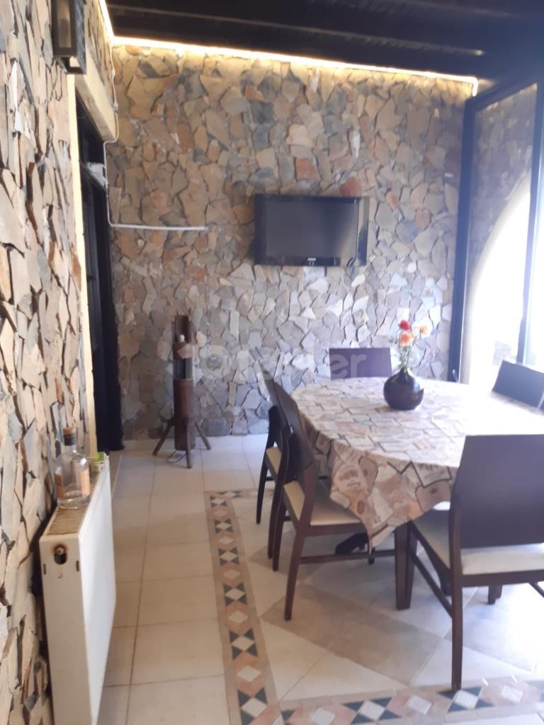 5+1 Villa for Rent in Alsancak, Kyrenia