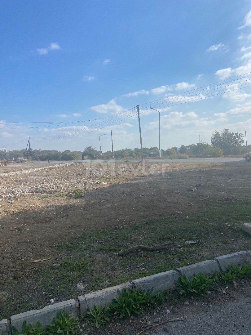 Turkish made land with commercial permit for sale in Kyrenia Bogaz region