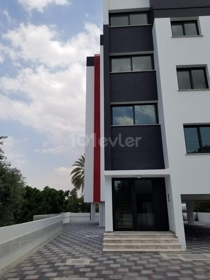 2+1 88m2 and 93m2 flats for sale behind Lefkosa Küçük Kaymaklı Reis market