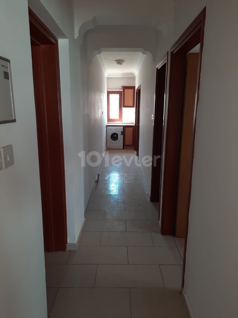 3+1 flat for sale in Nicosia Dumlupinar