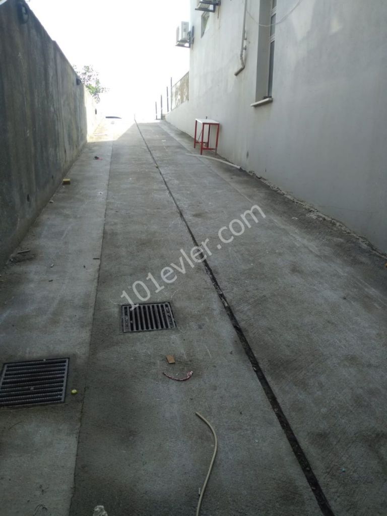 Warehouse To Rent in Küçük Kaymaklı, Nicosia