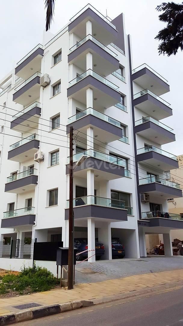 2+1 Apartment for Rent in Kyrenia Center Yeni Liman