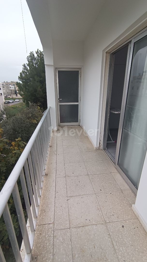 2+1 Flat for Sale Behind the Municipality in Yenikent!