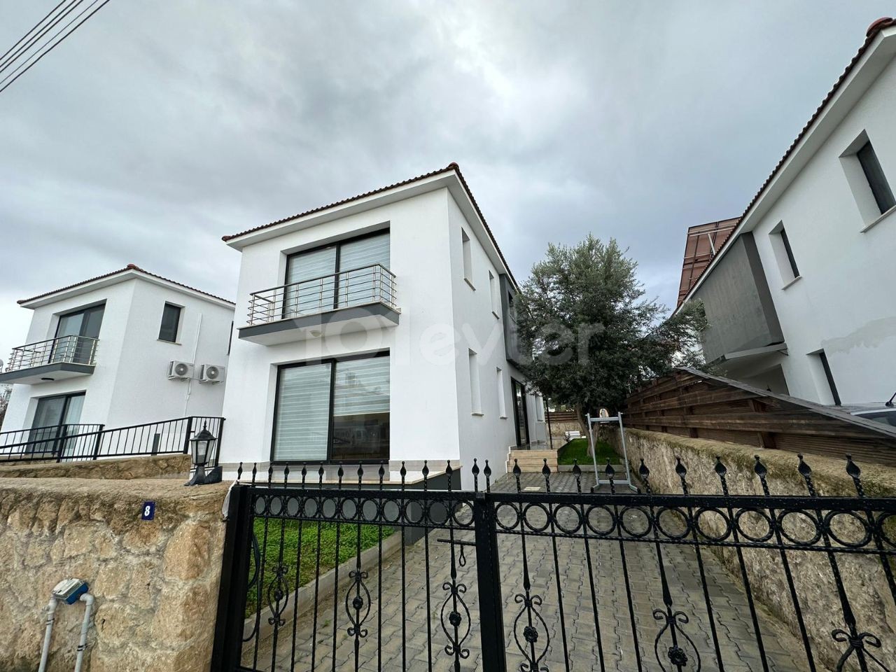 Luxury, very spacious 5+1 villa in Edremit/Karaoğlanoğlu