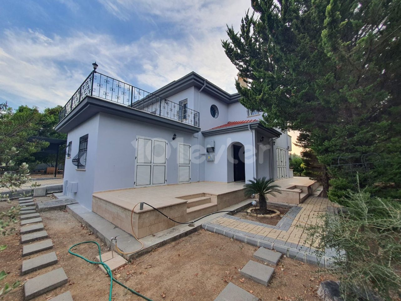 6+1 villa for sale in Catalkoy within 1 donum