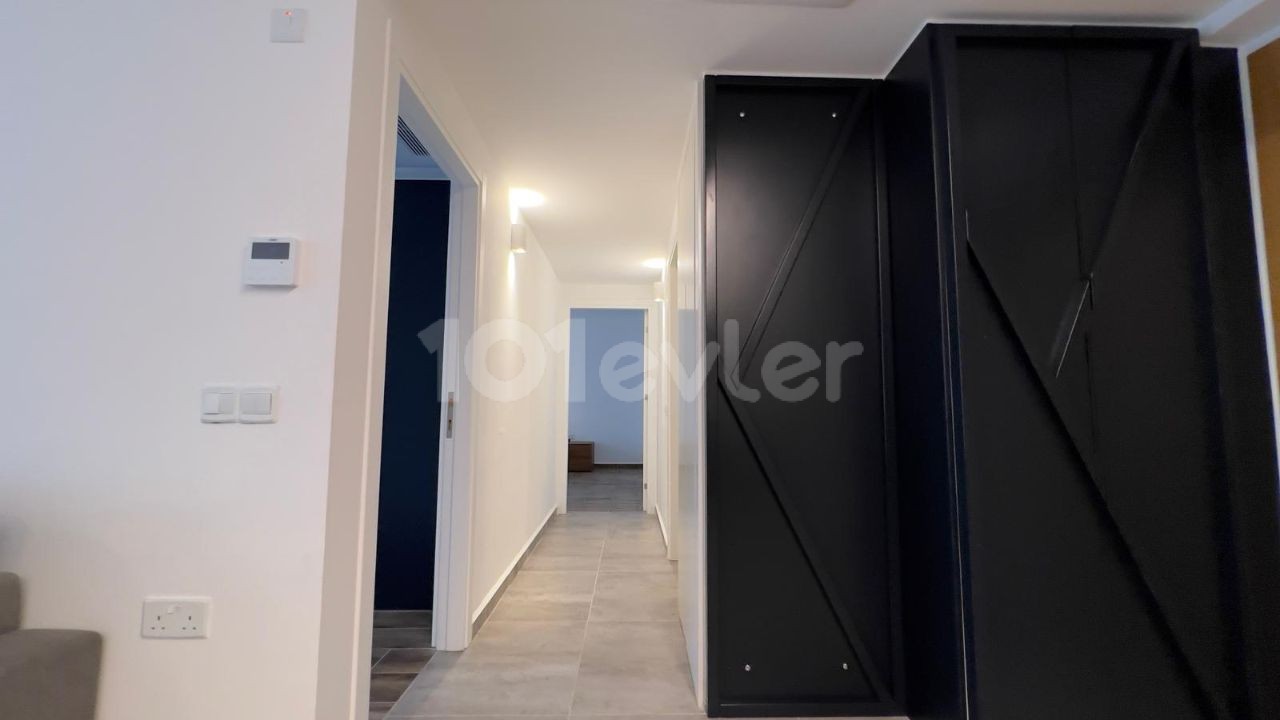 2+1 Luxuswohnung zur Miete im Zentrum von Kyrenia