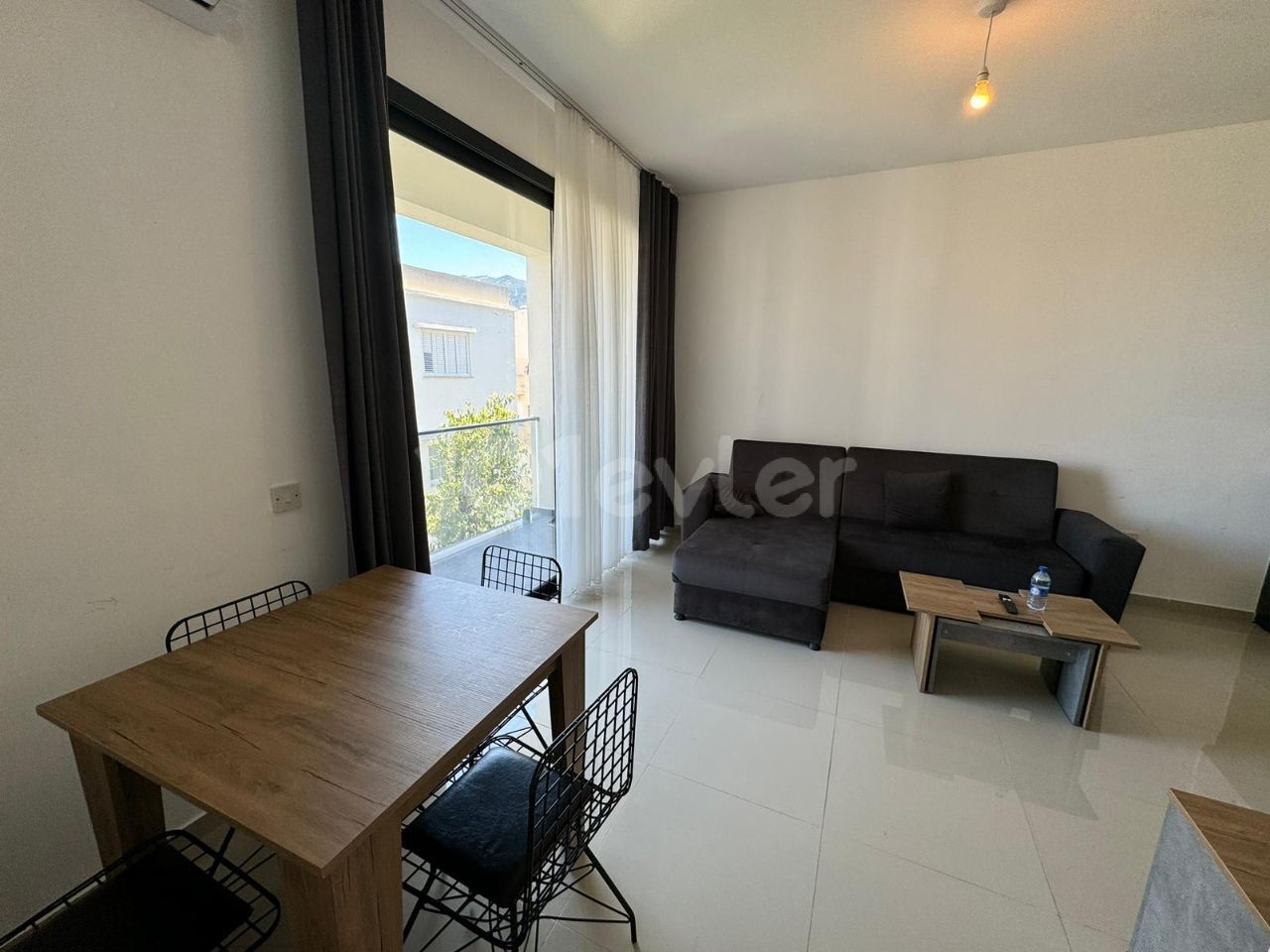 2+1 flat for rent in Kyrenia center