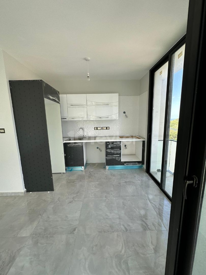 2+1 UNFURNISHED FLAT FOR RENT IN KYRENIA CENTER