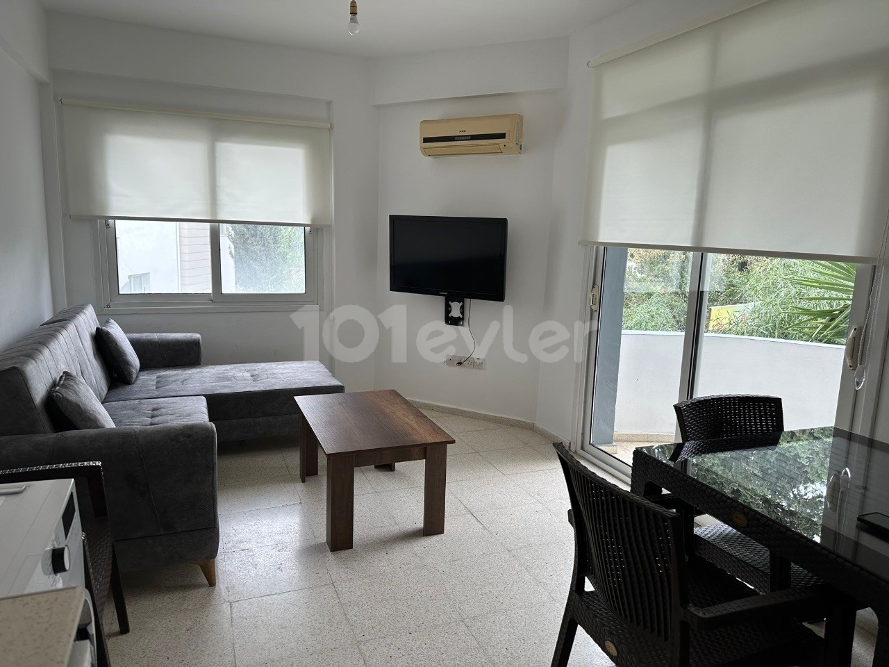 2+1 Flat for Rent in Kyrenia Central Area - 550 STG