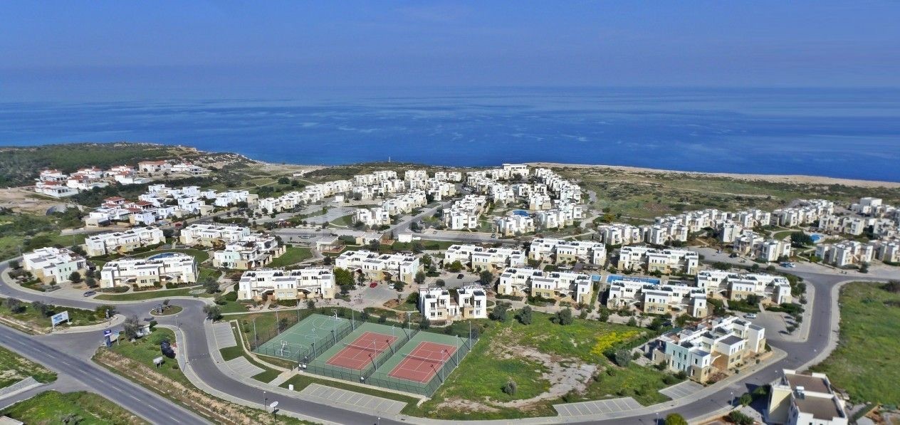 Esentepe'de 1+1 Turtle Bay Village'da Kiralık 450 STG