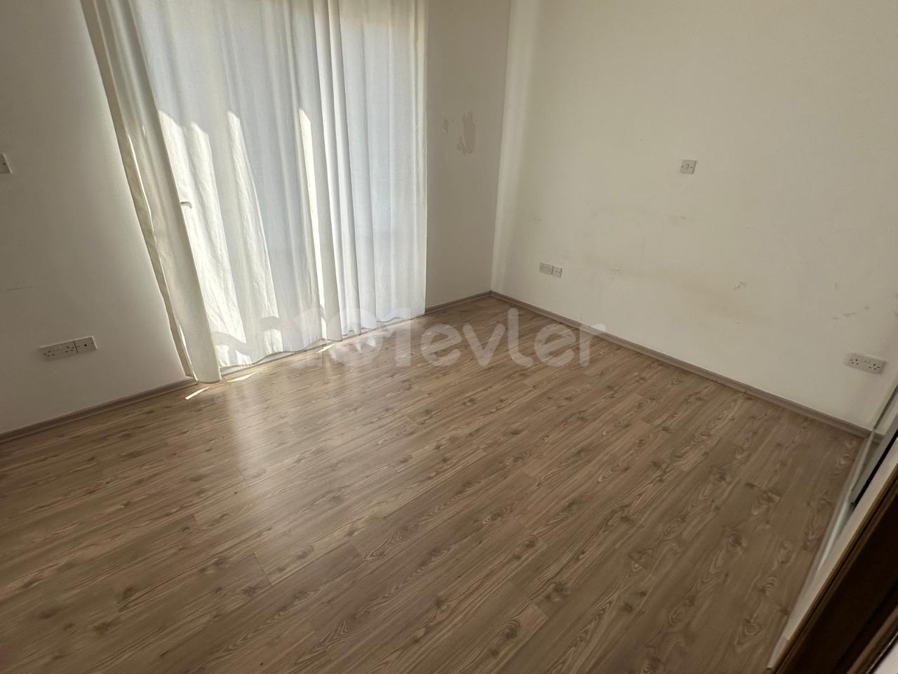 3+1 zum Verkauf in Gönyeli, Nikosia 155.000 STG / +90 533 864 20 03