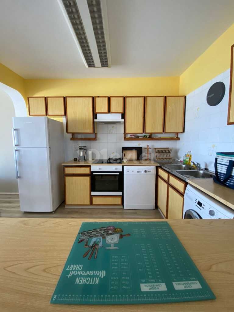 Flat To Rent in Aşağı Girne, Kyrenia