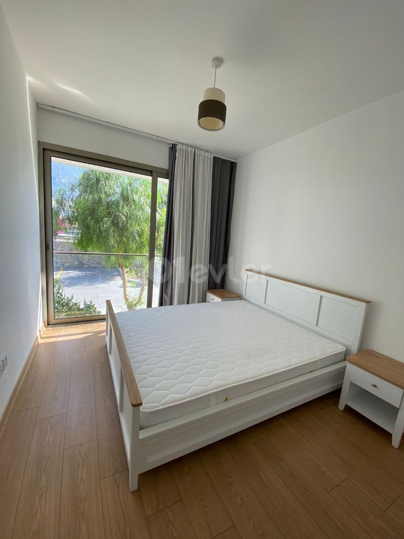 Kyrenia Alsancak, 2+1 Wohnung zu vermieten 750 STG / +905338202346