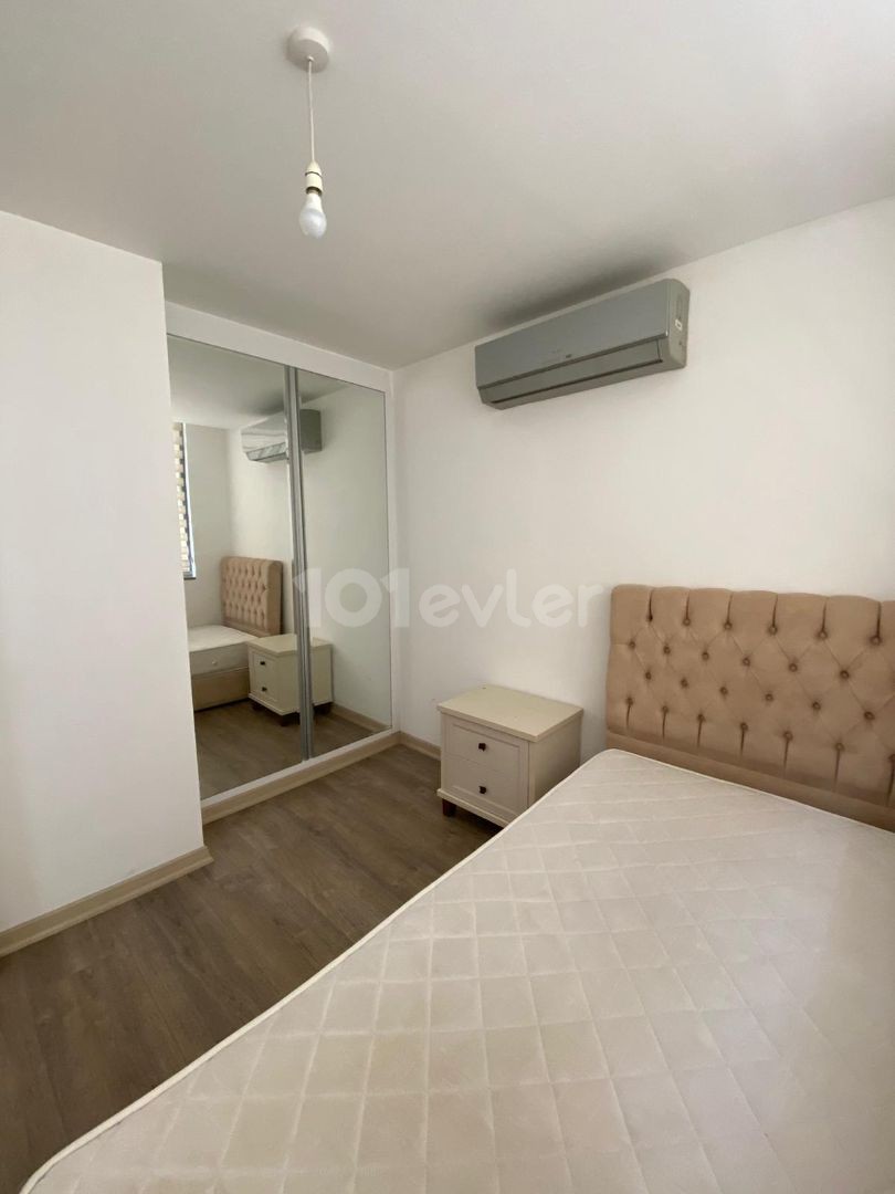 Kyrenia Center, 1+1 Flat for Rent 400 STG / +905338202346