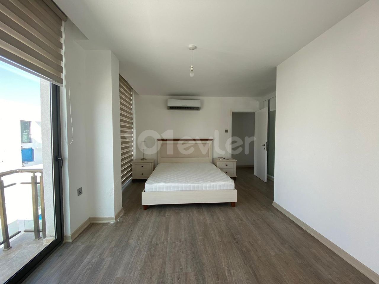 Kyrenia Center, 3+1 Flat for Rent 850 STG / +905338202346