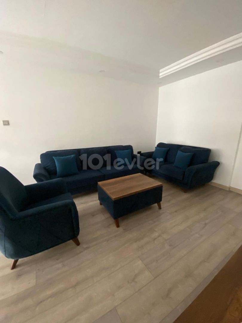 Girne Merkez, Kiralık 2+1 Daire 550 STG /+905338202346