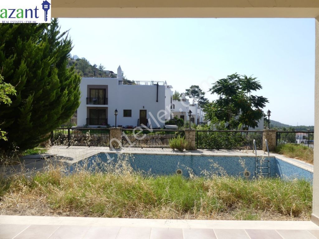 4 BEDROOM VILLA IN KARMI