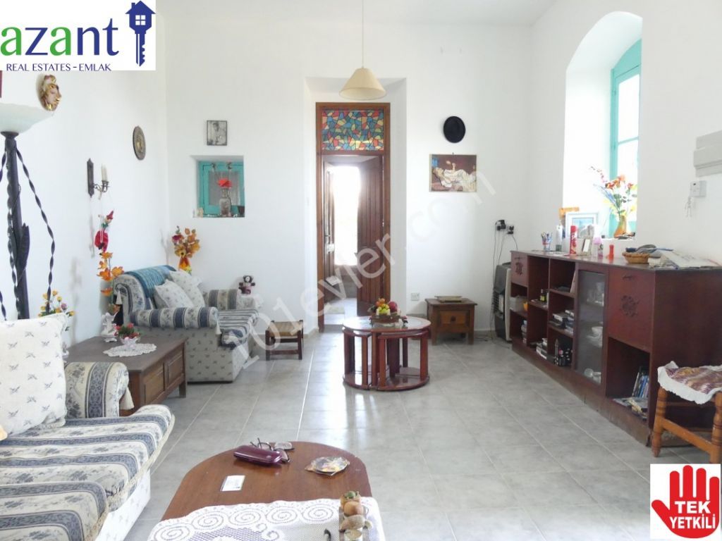 2 BEDROOM VILLAGE HOUSE IN KARSIYAKA