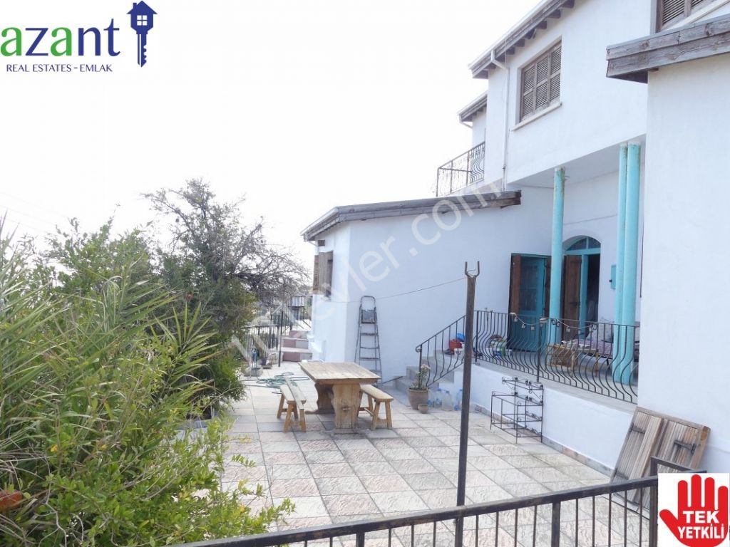 2 BEDROOM VILLAGE HOUSE IN KARSIYAKA