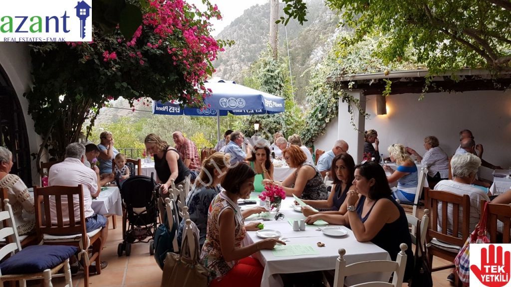 KARMİ'DE  MUHTEŞEM MANZARALI SATILIK RESTORAN