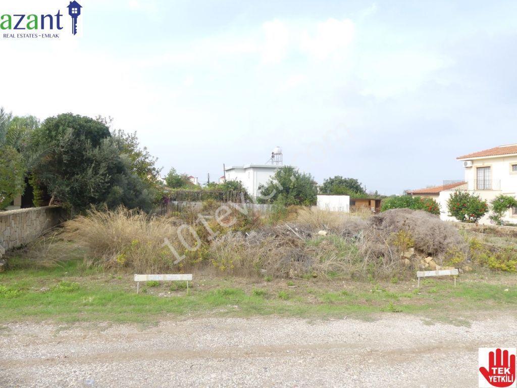 700 M2 LAND IN KARSIYAKA WITH SHARED TITLE