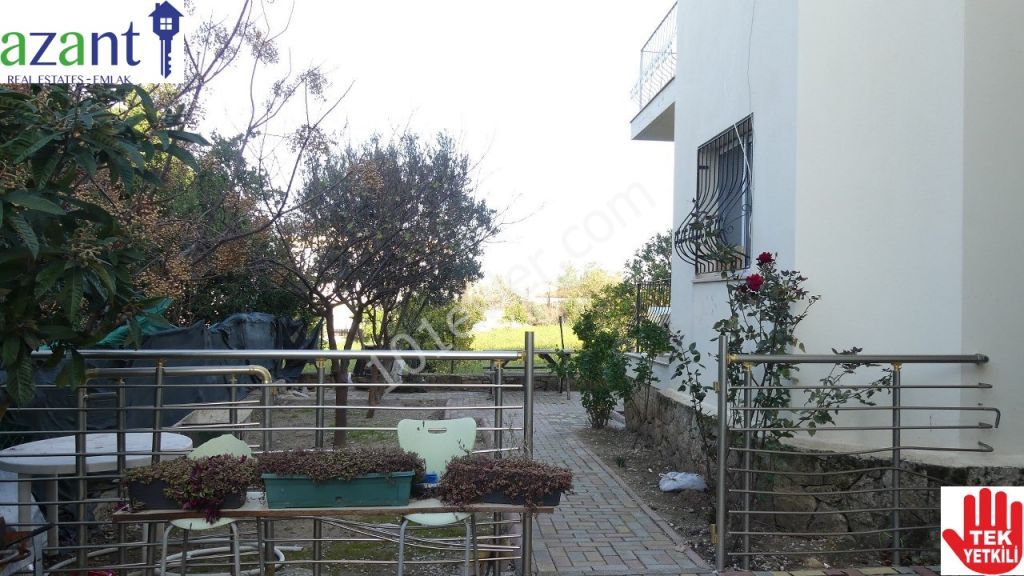 For sale in Alsancak 3 bedroom ground floor apartment with garden