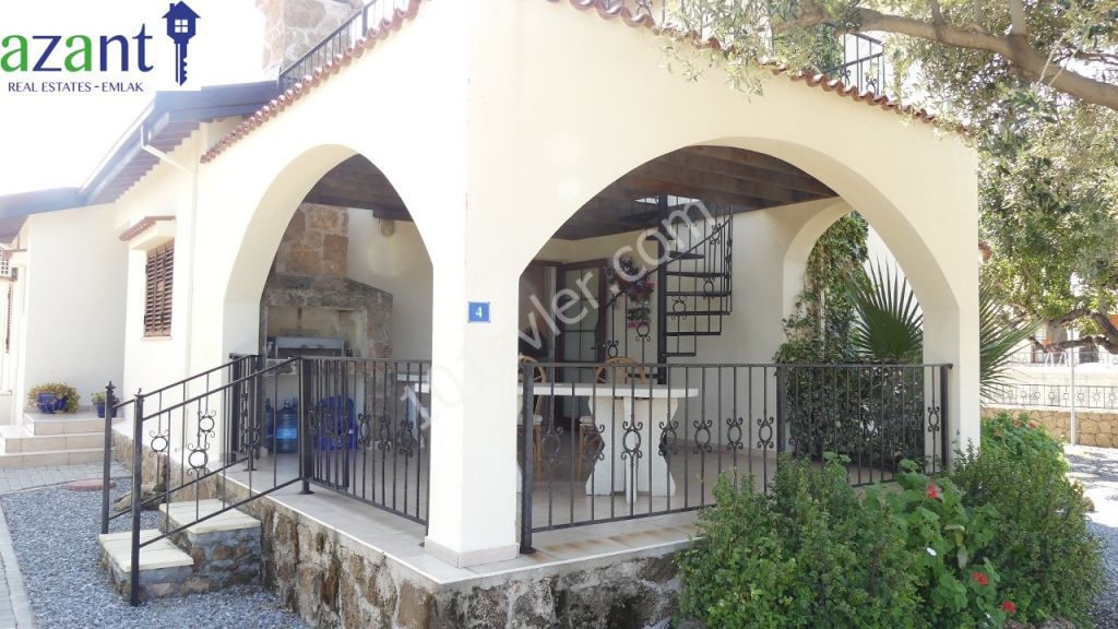 Stunning 3 bed Villa with Pool in Kayalar