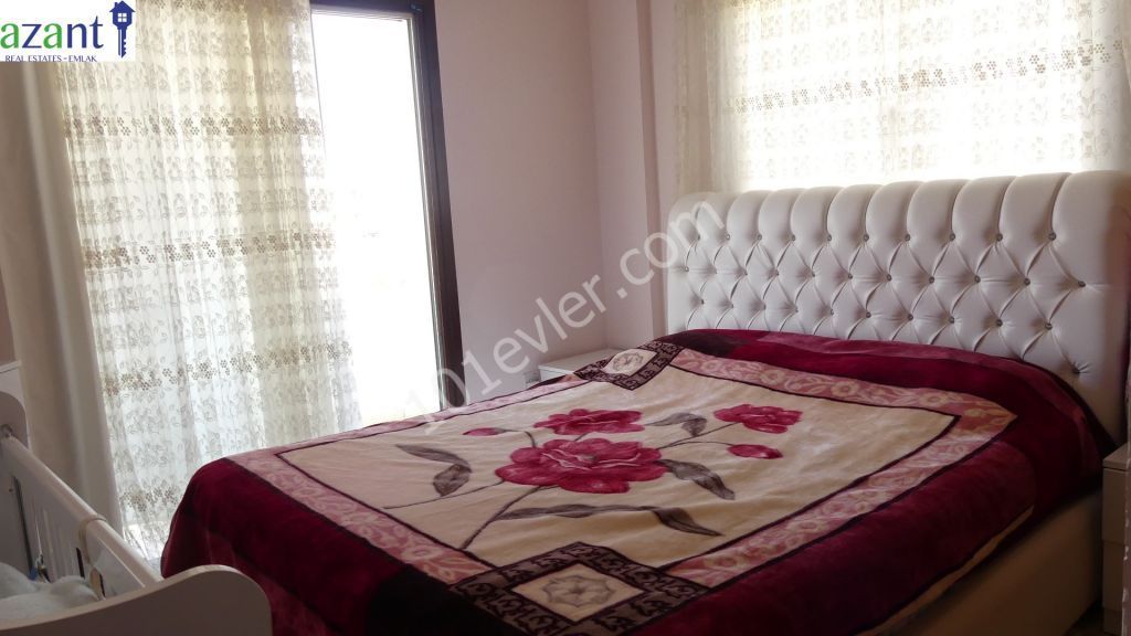 3 Schlafzimmer Wohnung Zu Verkaufen in Nikosia ** 