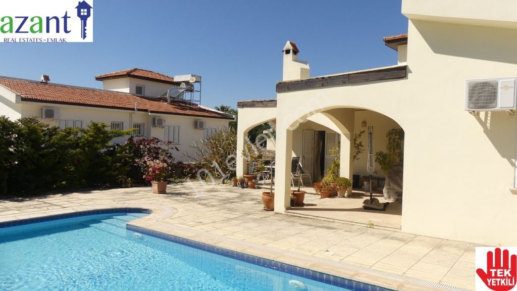 3 BEDROOM BUNGALOW WITH ROOF TERRACE AND SWIMMING POOL IN KARSIYAKA.