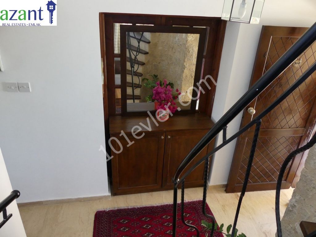 FOR RENT, LUXURY 3 BEDROOM, STONEHOUSE WITH POOL IN KARSIYAKA.