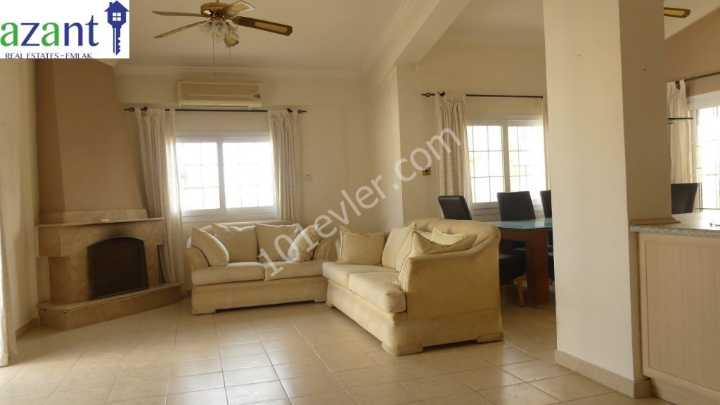 CENTRAL KYRENIA, LARGE, 3 BEDROOM PENTHOUSE, FOR SALE.