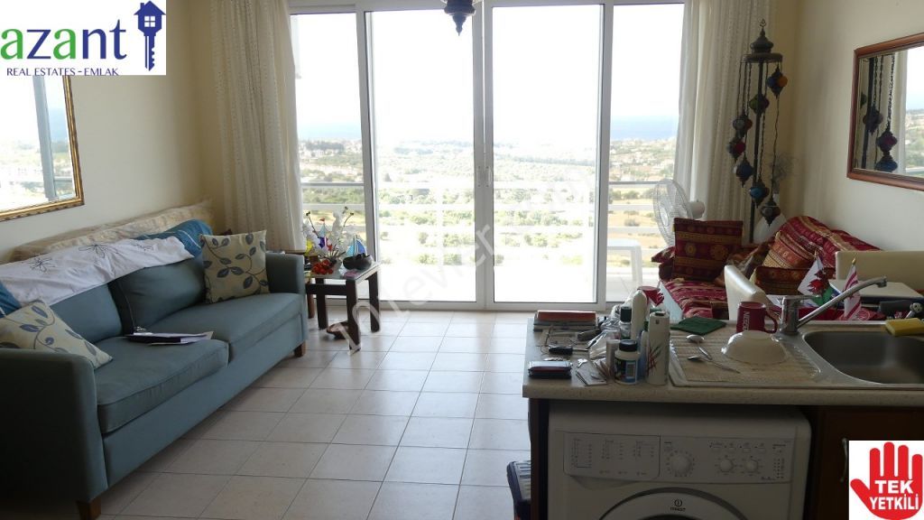 DUPLE LLOGARA APARTMENT MIT EINER GROßARTIGEN LAGE IN KARSIYAKA ** 