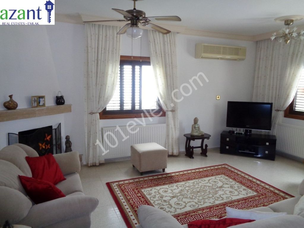 Alsancak'ta bulunan bu haftalık kiralık ev saklı bir cevher