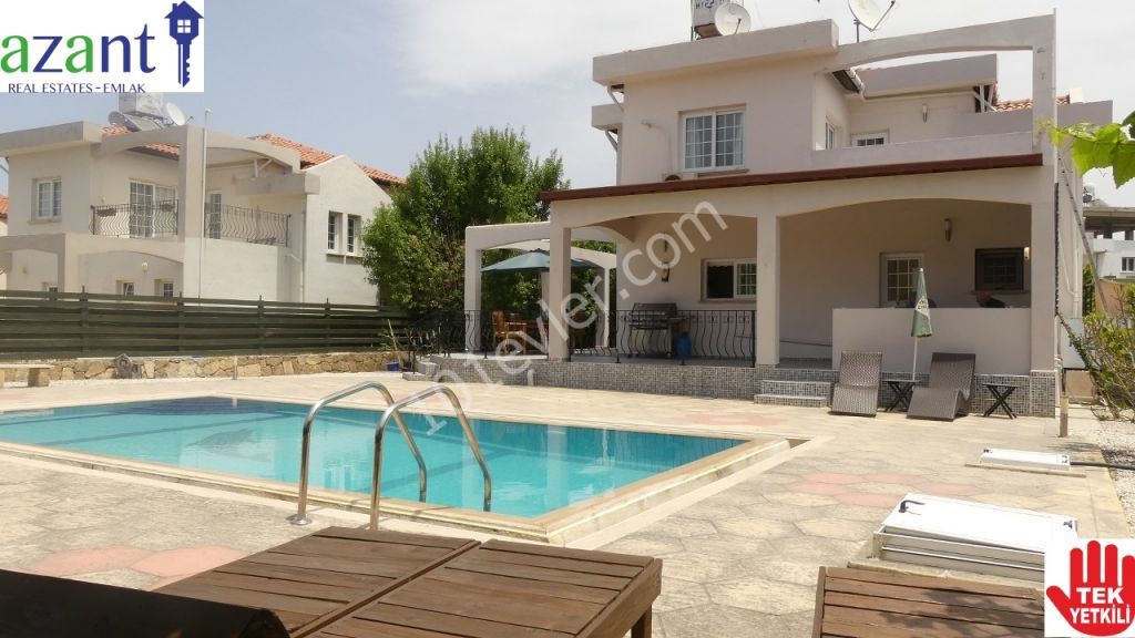 PEACEFUL VILLA WITH SWIMMING POOL IN ALSANCAK