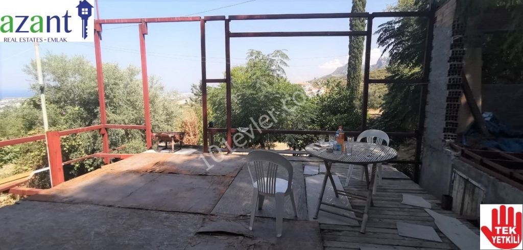 2 Bedroom Village House in Edremit