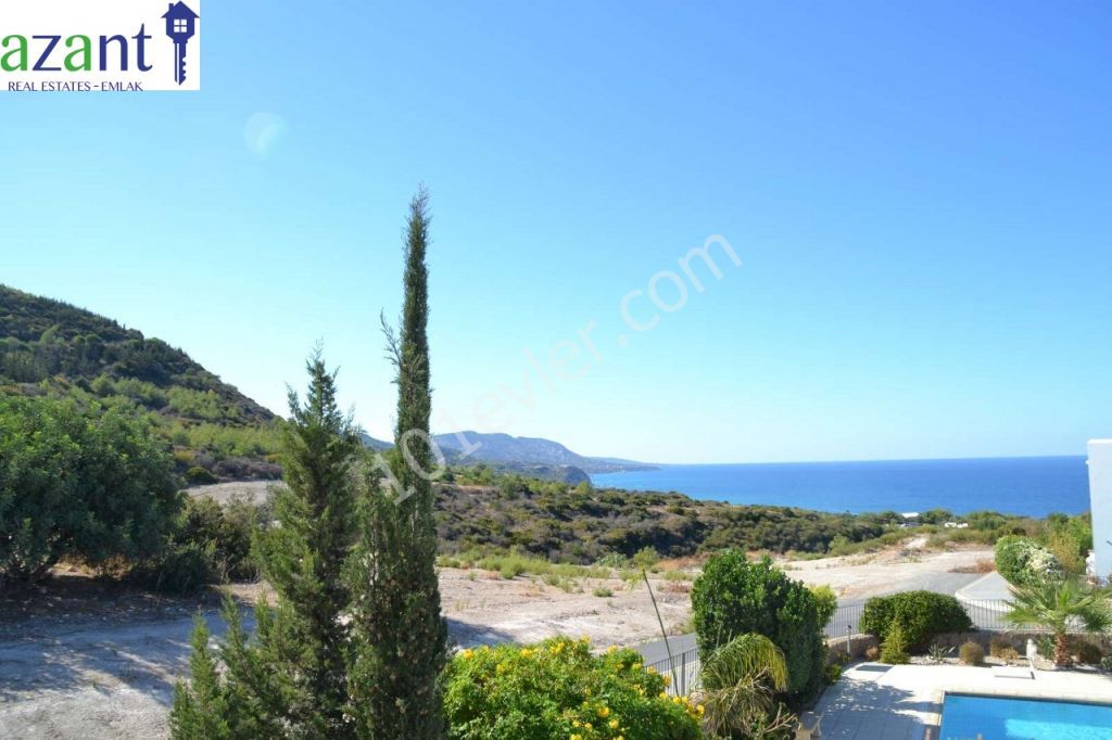 FOR SALE, SELVI VILLAGE, KARSIYAKA, 2 BEDROOM DUPLEX APARTMENT.