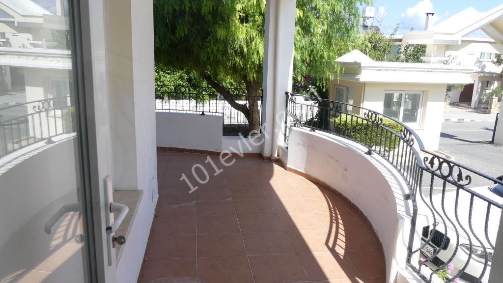 3 Yatak Odalı Daire Aylık Kiralık Daire - Girne, Alsancak,