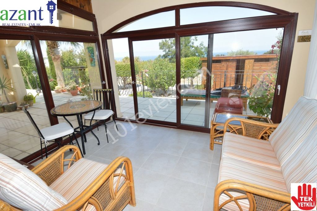 STUNNING 3 BEDROOM VILLA WITH PRIVATE POOL IN KARSIYAKA