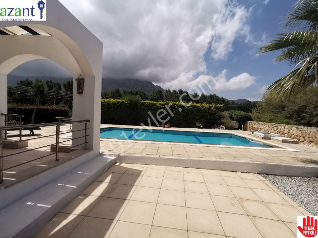 HIGH QUALITY 4 BEDROOM VILLA WITH POOL IN KARSIYAKA