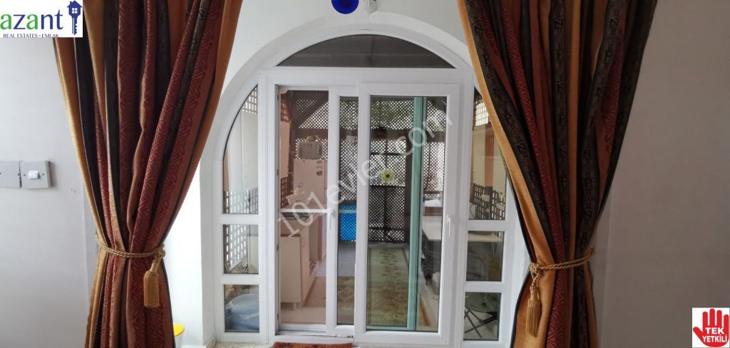  3 BEDROOM VILLA WITH POOL NEAR THE SEA IN KARSIYAKA