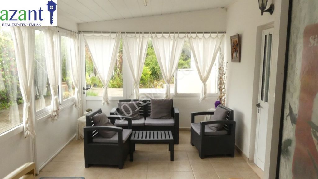 FOR RENT, LARGE 3 BEDROOM DETACHED VILLA IN LAPTA.