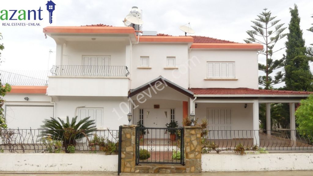 FOR RENT, LARGE 3 BEDROOM DETACHED VILLA IN LAPTA.