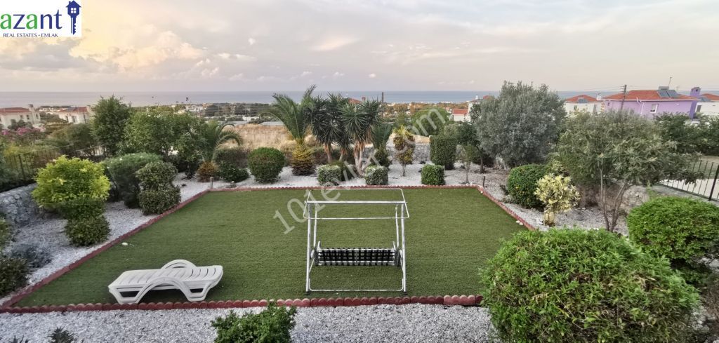 BEAUTIFULL 4 BEDROOM VILLA  WITH POOL IN KARSIYAKA