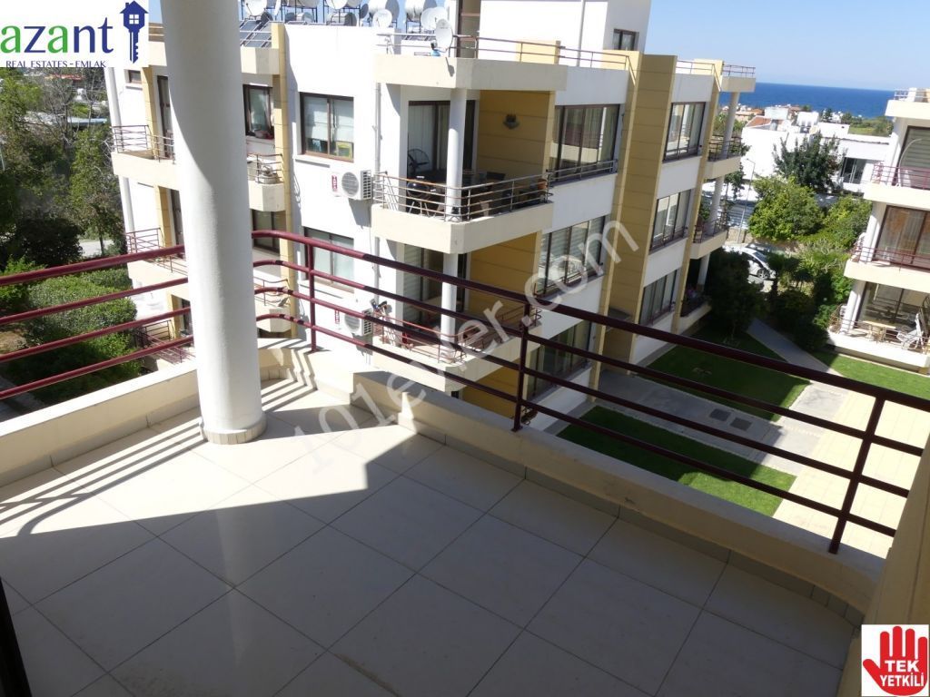 FABULOUS 3 BEDROOMS PENTHOUSE IN LAPTA