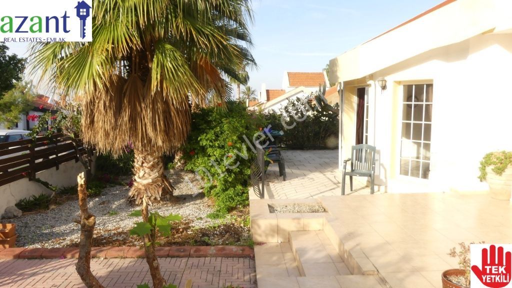 FOR SALE, 4 BEDROOM BUNGALOW IN A QUIET AREA OF KARSIYAKA.