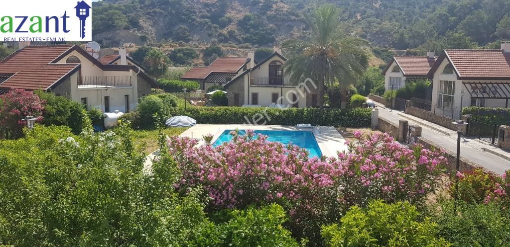 FOR RENT, 3 BEDROOM VILLA, IN A QUITE AREA OF KARSIYAKA.